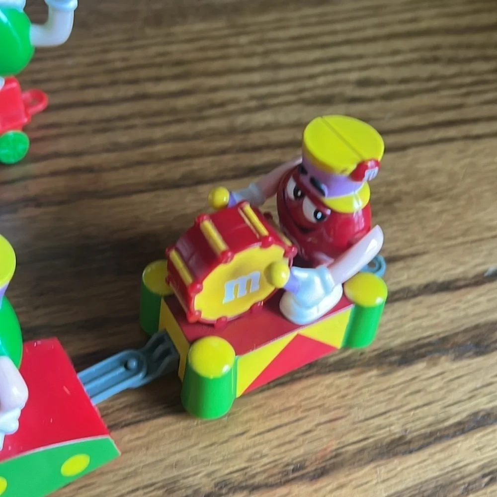 ❤️ Vintage 1990's LOT Of 17 M&M's Christmas TRAINS Toys Series 1 Complete Set